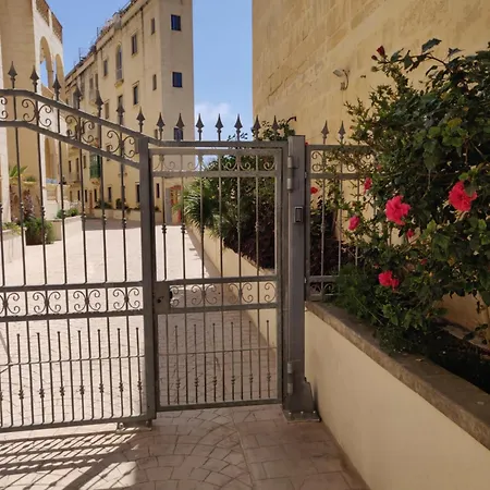 Gozo With Large Pool *